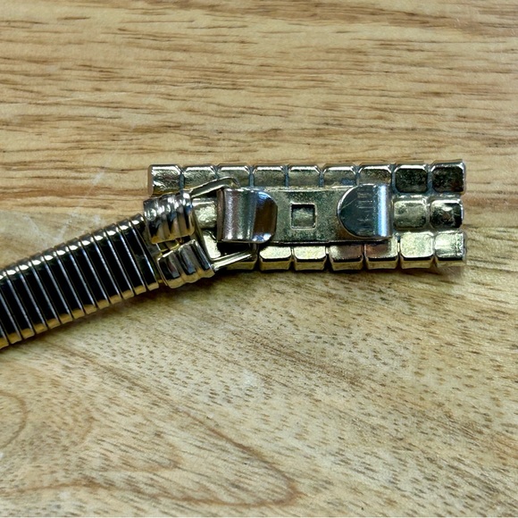 Vintage Gold Rhinestone Belt - Picture 3 of 3